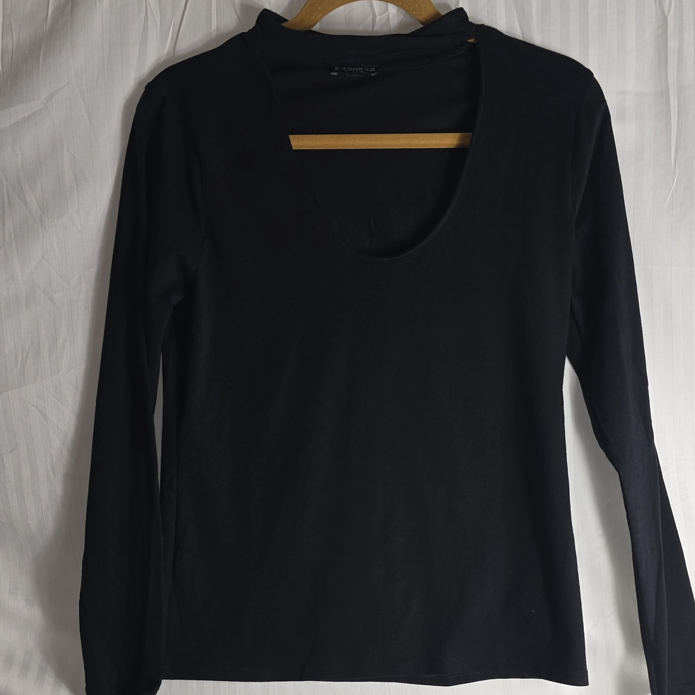 Classic Black Long Sleeve Top